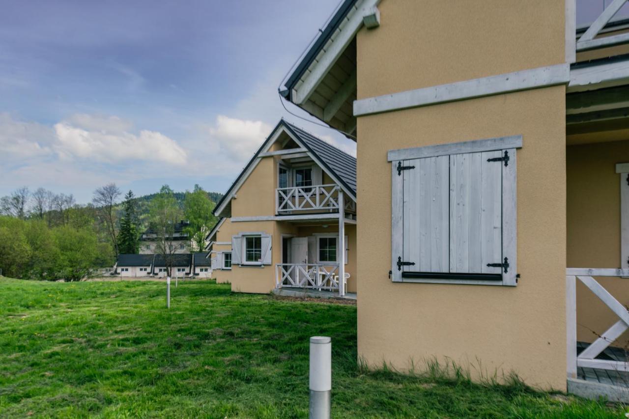Country Club Zywiec Hotel Spa I Domki Caloroczne Exterior foto